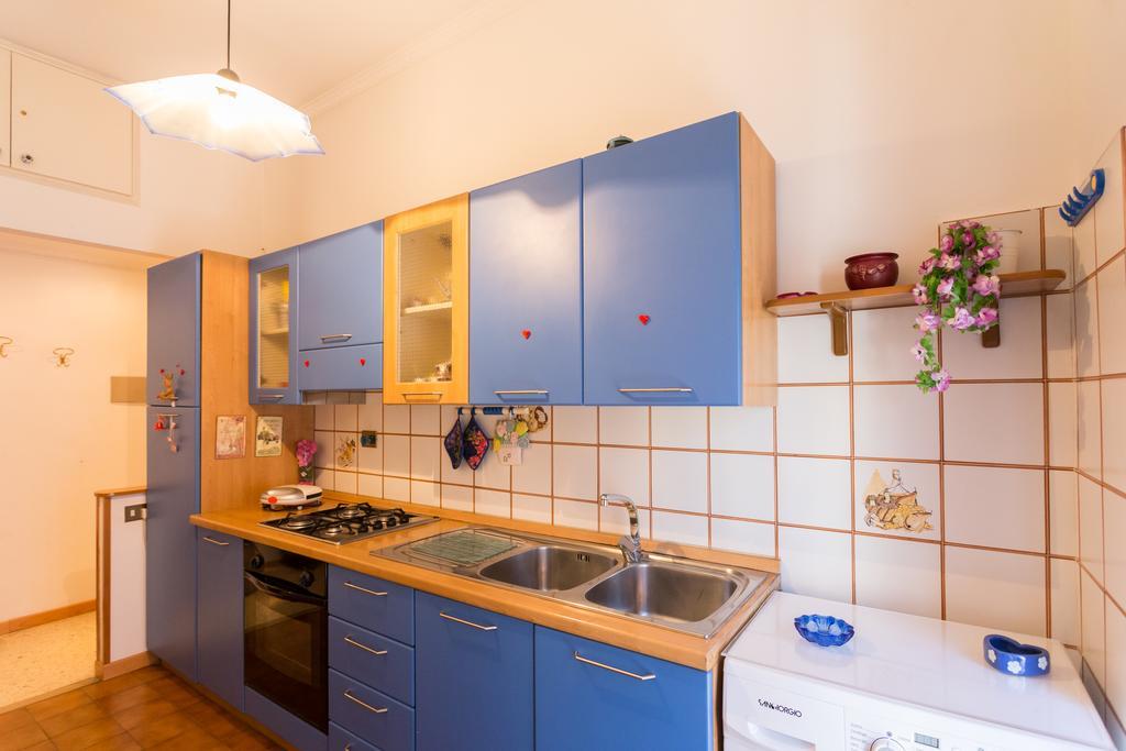 Apartment Romantic Ciclamini House Rome